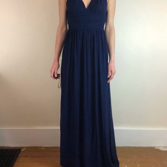 Sleeveless V-Neck Semi-Formal Maxi Evening Dress - Picture 5 of 7